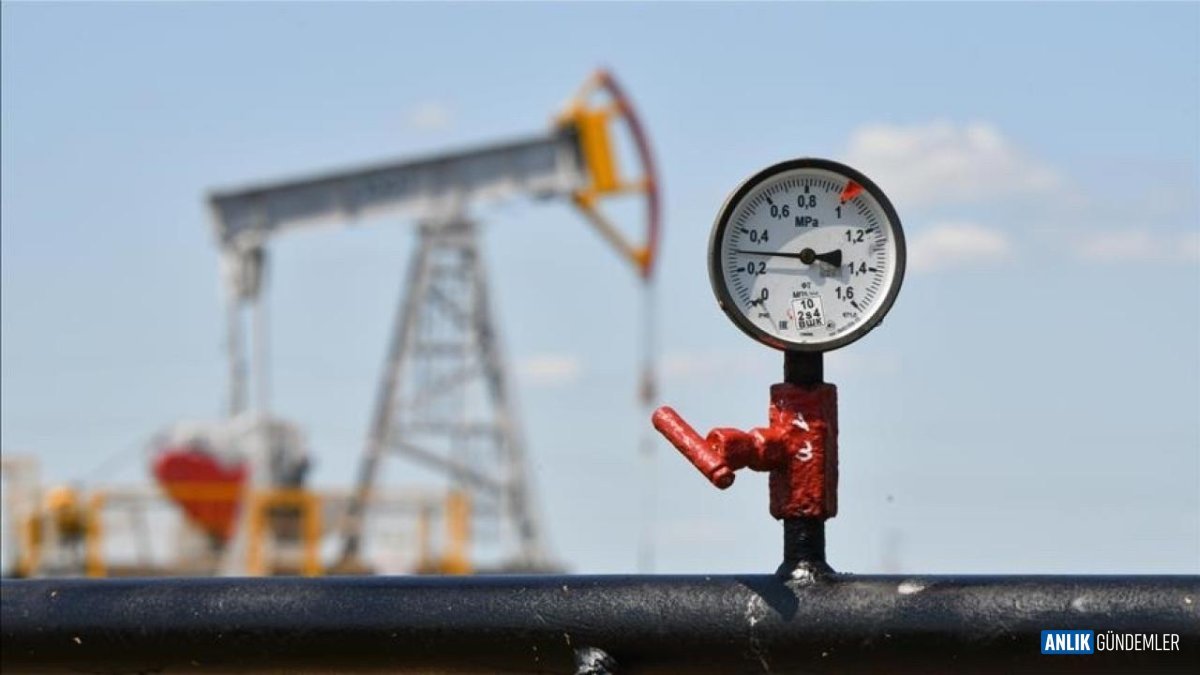 Petrol Piyasasını Sarsan Çifte Tehdit: Orta Doğu'da Gerilim Yükseldi, Fiyatlar Rekor Kıracak mı?