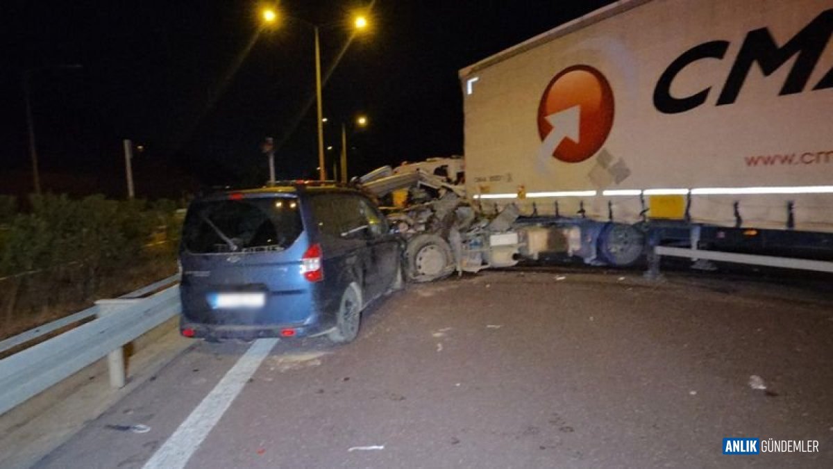 Orhangazi Tüneli Çıkışında Ölümle Tokalaşma: TIR'lar ve Hafif Ticari Araç Zincirleme Faciası 1 Can Aldı, 7 Kişi Yaralandı!