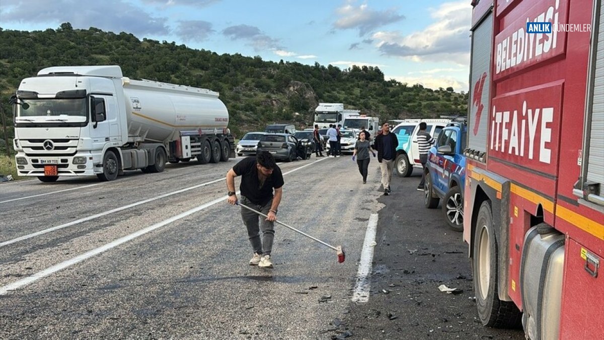 Adıyaman Gölbaşı'nda Acı Haber: Trafik Kazasında Bebek Dahil 3 Can Kaybı, 5 Yaralı