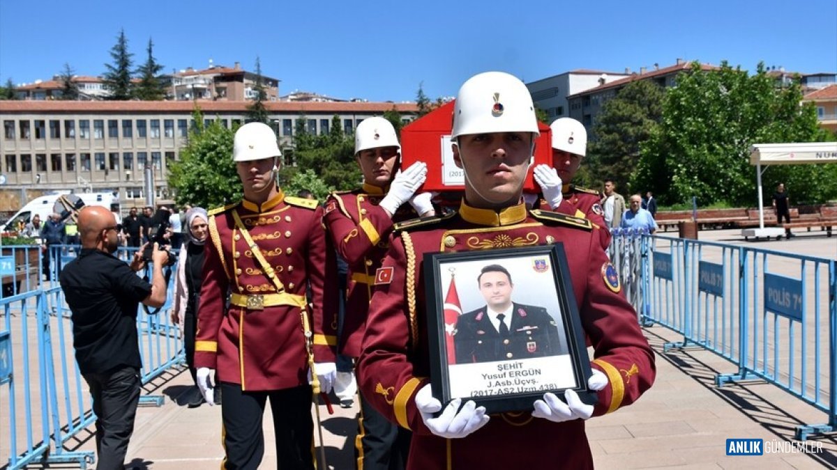 Ankara'da Görev Başında Şehit Düştü: O Kahraman Jandarma Astsubay Kırıkkale'de Ebediyete Uğurlandı!